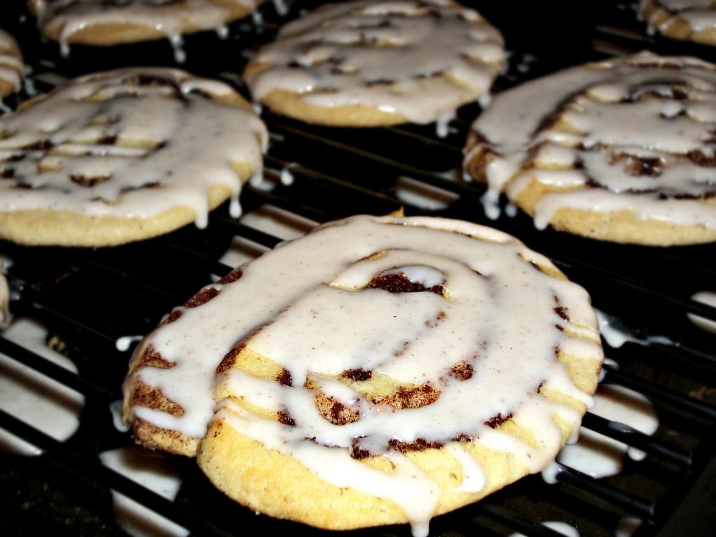 Cinnamon Roll Cookie ThisSillyGirlsLife.com