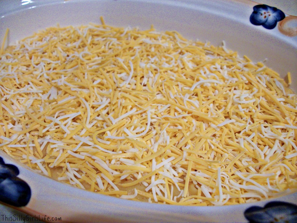 Baked Macaroni and Cheese with Cornbread Crust from ThisSillyGirlsLife.com Baked Macaroni and Cheese with Cornbread Crust from ThisSillyGirlsLife.com