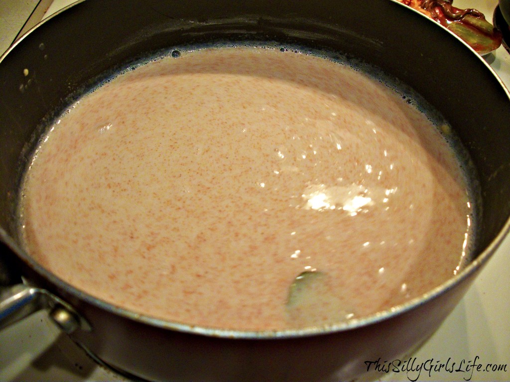 Baked Macaroni and Cheese with Cornbread Crust from ThisSillyGirlsLife.com Baked Macaroni and Cheese with Cornbread Crust from ThisSillyGirlsLife.com