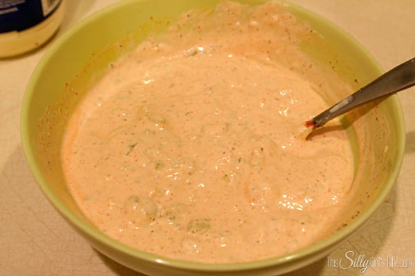 Spicy Garlic Salad Dressing, It has everything... slight spicy, tangy, garlicky, sweet, creamy... it's a keeper!