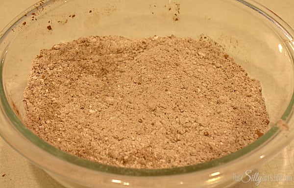 Preheat oven to 450 degrees. Place the flour, cocoa, baking soda and salt in a bowl, mix to combine and set aside.