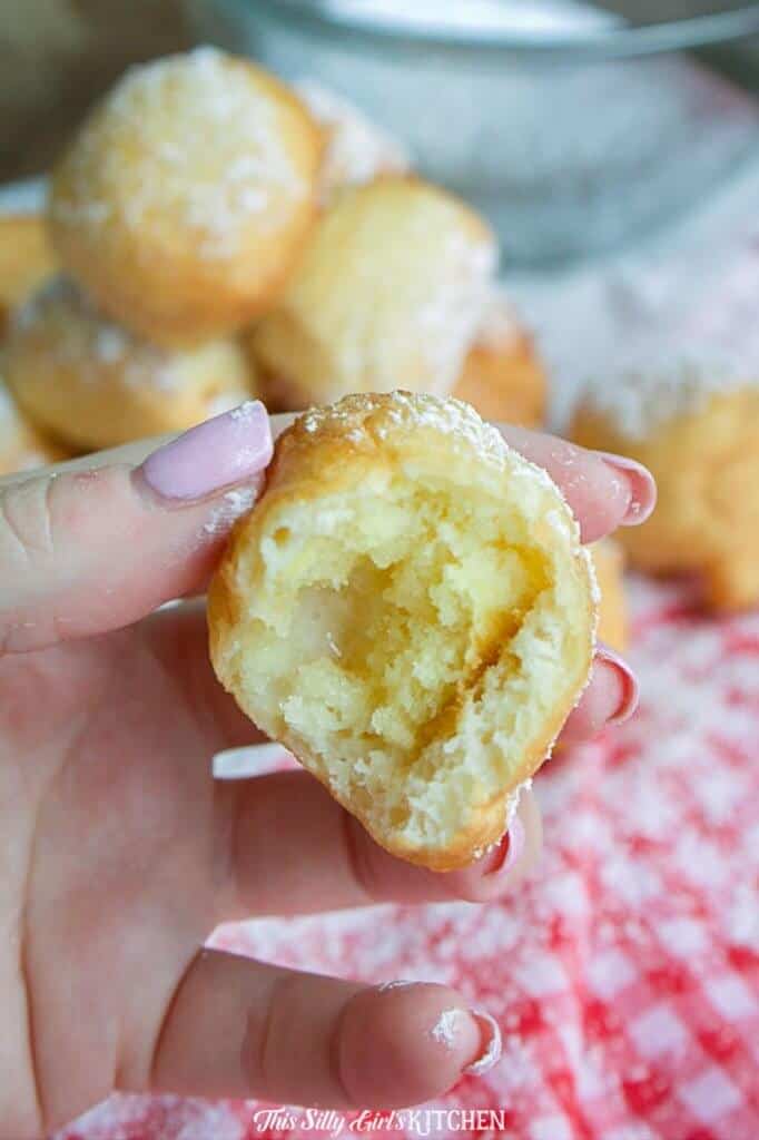 eep Fried Twinkies Bites, the fun fair food in bite size! #recipe from thissillygirlskitchen.com #deepfriedtwinkies #fairfood #funnelcake