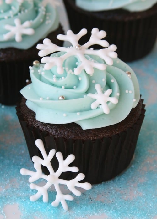 Snowflake-Cupcakes-2-e1340922822380