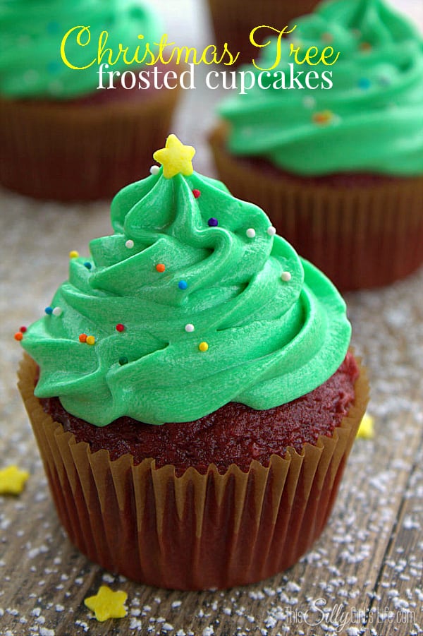Christmas Tree Frosted Cupcakes, easy and super cute technique for a festive holiday treat! - ThisSillyGirlsLife.com #ChristmasTreeCupcakes