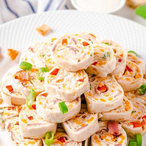 pinwheel recipe cream cheese ranch dressing Cream Cheese Pinwheels with Bacon and Chicken