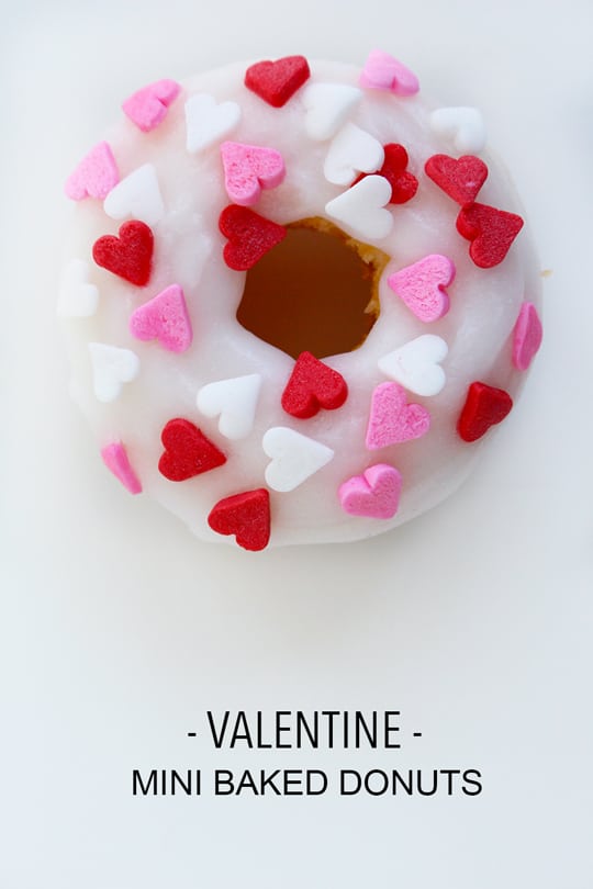 Valentine_Mini_Baked_Donuts_1