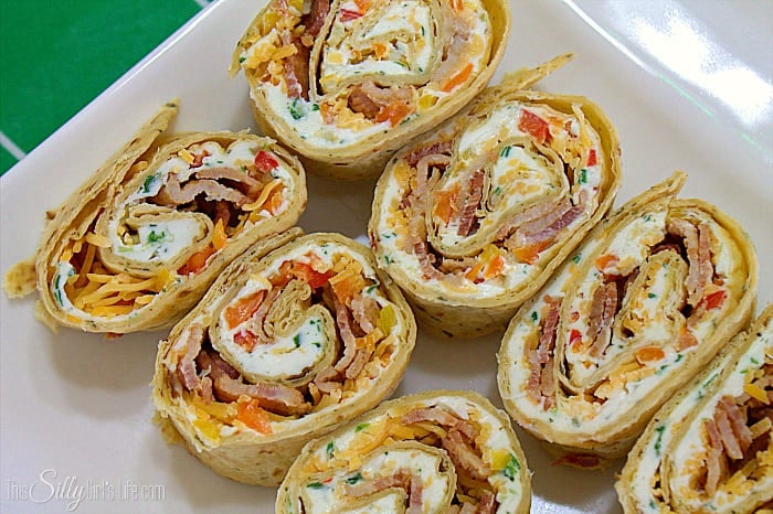 Cheddar Bacon Ranch Pinwheels, tortillas filled with ranch flavored cream cheese, bacon, cheese and more! - ThisSillyGirlsLife.com