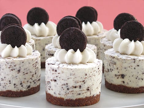 Oreo-Cookie-and-Cream-No-Bake-Cheesecake-Bakers-Royale11