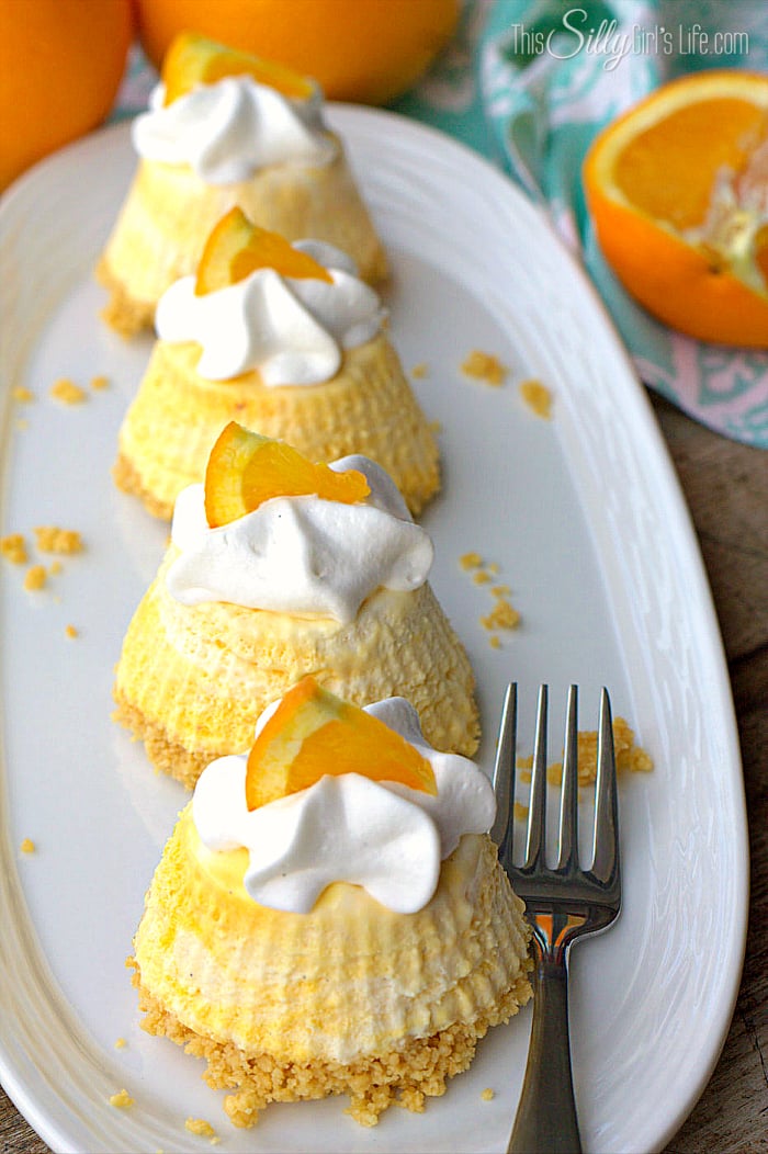 Individual Frozen Creamsicle Pies, mini pies with the flavors of the classic creamsicle, perfect for parties or an anytime treat! - ThisSillyGirlslife.com #ad #AmazingInside