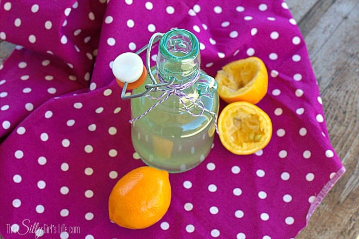 Meyer Lemon Simple Syrup, sweet and tart, perfect for adding to cocktails or iced tea! - ThisSillyGirlsLife.com #SimpleSyrup