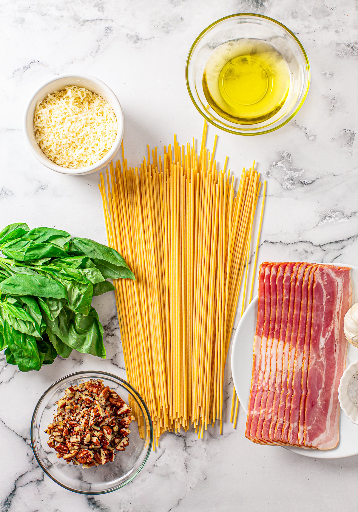 Ingredients needed to make Bacon Pesto pasta.