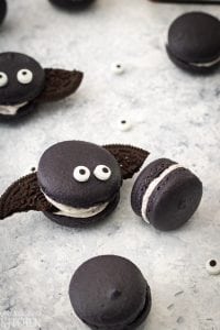Easy Halloween Macarons (Cookies and Cream Bats) - This Silly Girl's ...