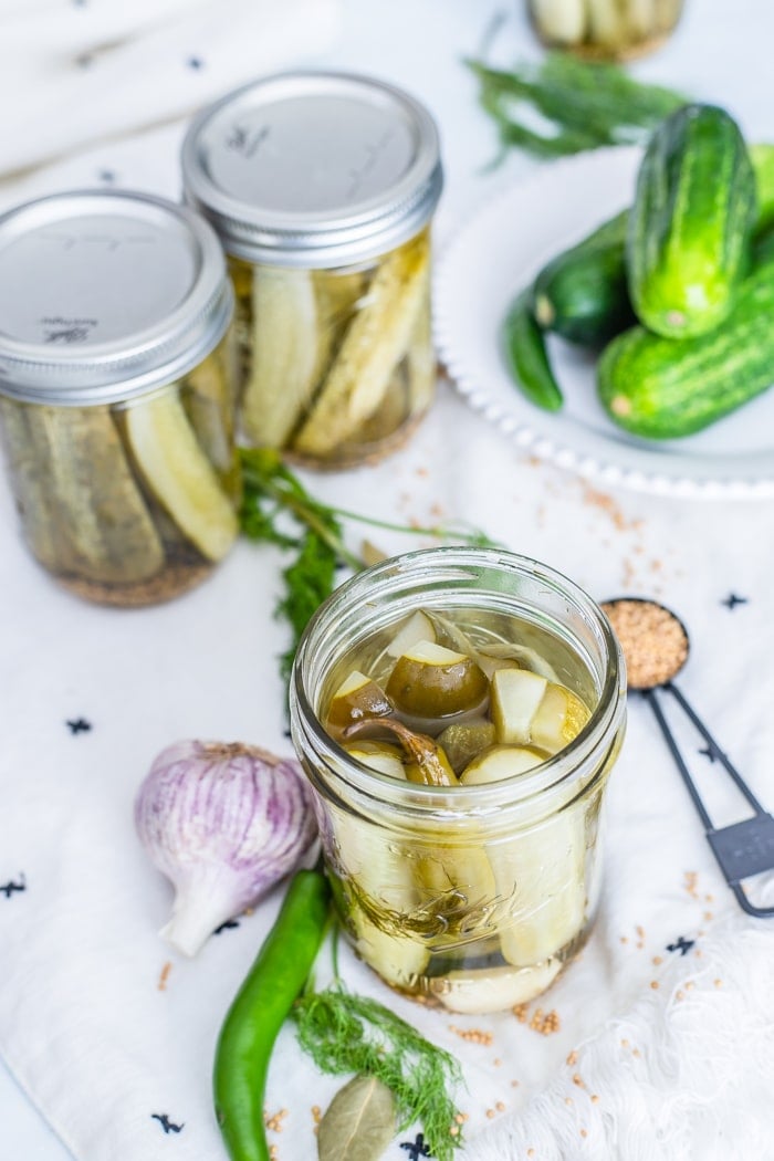 dill pickle recipe for canning in a mason jar
