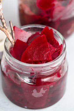 Quick Pickled Beets from Momsdish