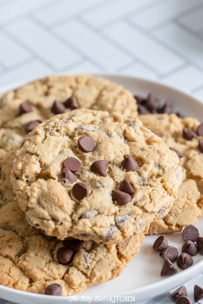 Chewy Chocolate Chip Cookies (No Chill)