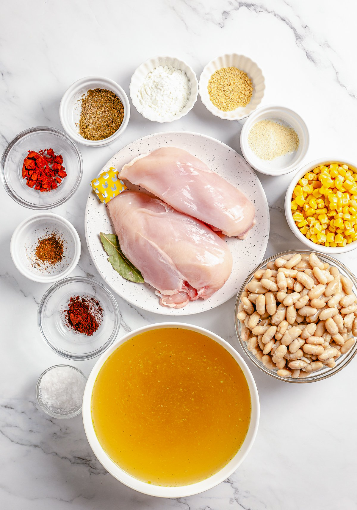 Ingredients needed to make Easy White Chicken Chili.