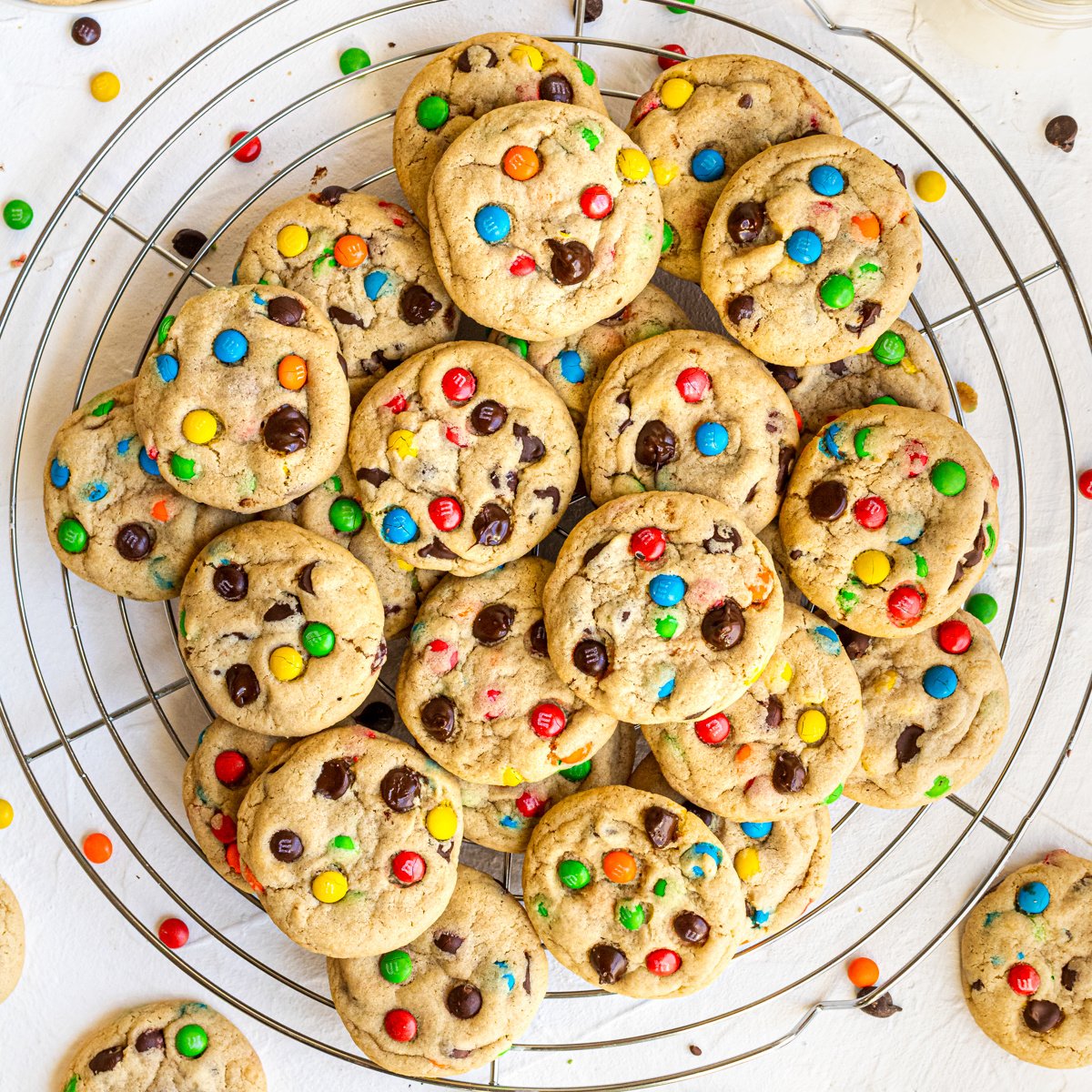 Rainbow M&M Peanut Butter Cookies • baste cut fold