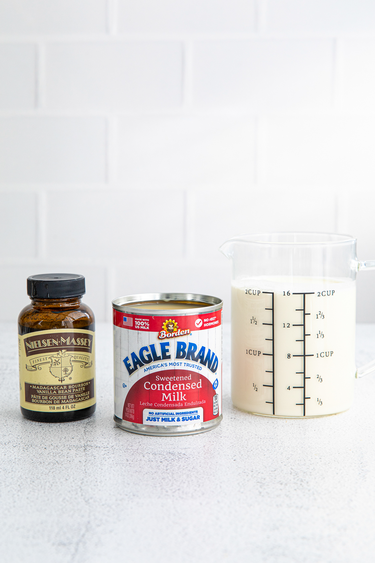 Ingredients needed to make No Churn Vanilla Ice Cream