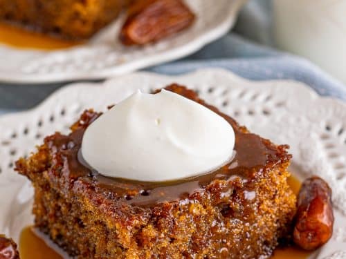 Sticky Toffee Apple Cake - there's no better apple cake out there!