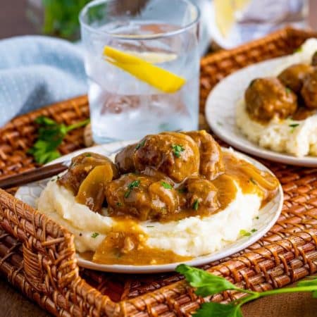 cropped-Meatballs-with-Gravy-23.jpg