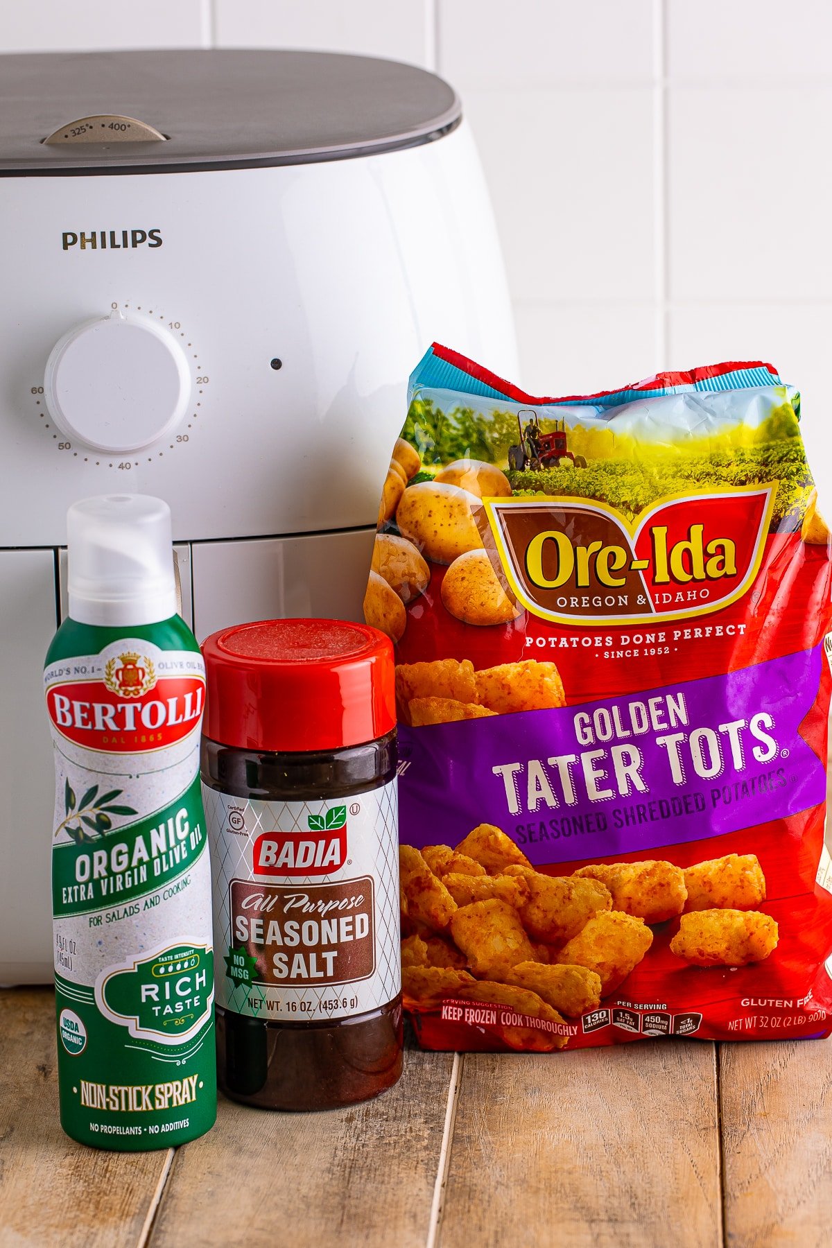 Showing the ingredients needed to make the best crispy air fryer tater tots