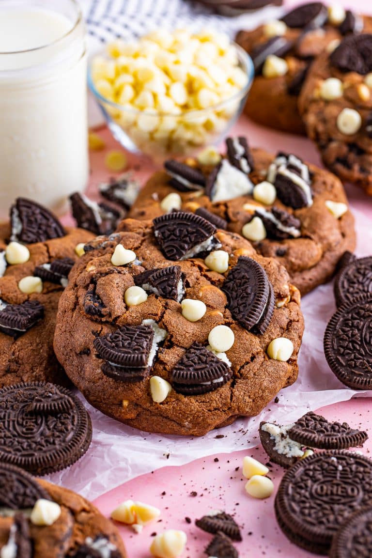 Cookies and Cream Cookies