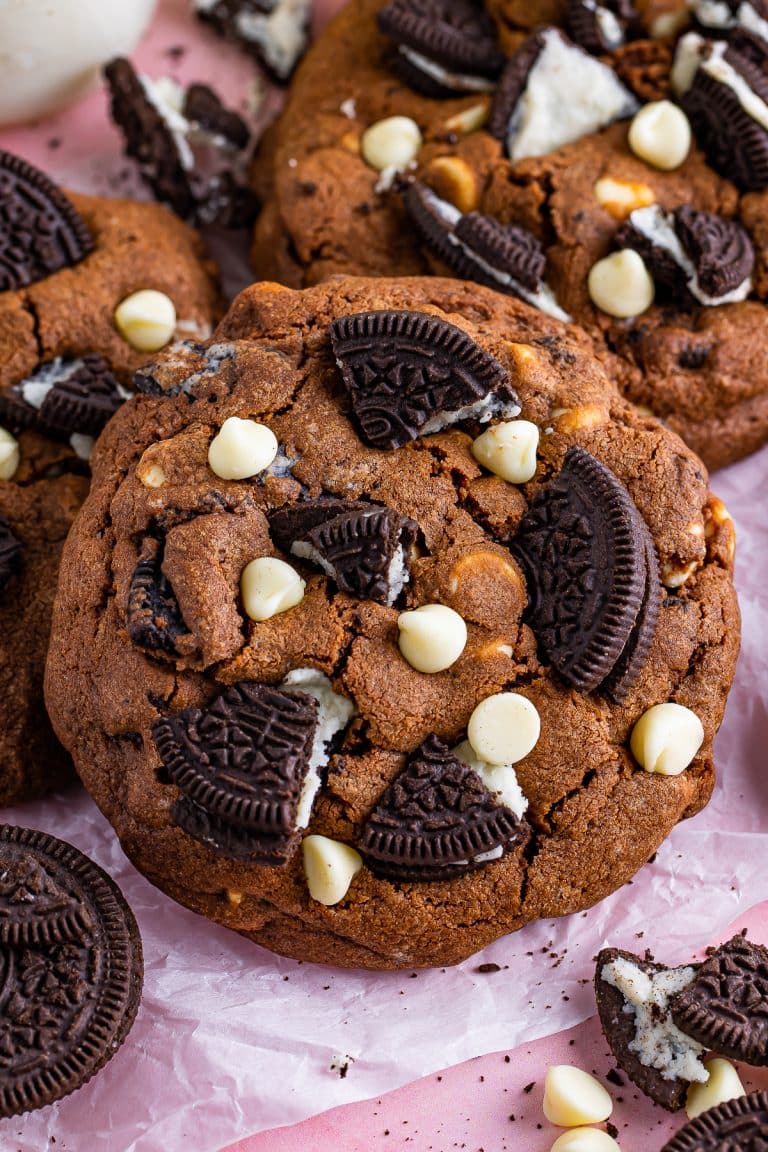The Best Oreo Cookies and Cream Cookies Recipe