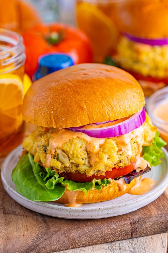 Maryland Lump Crab Cakes Sandwich (with Old Bay)