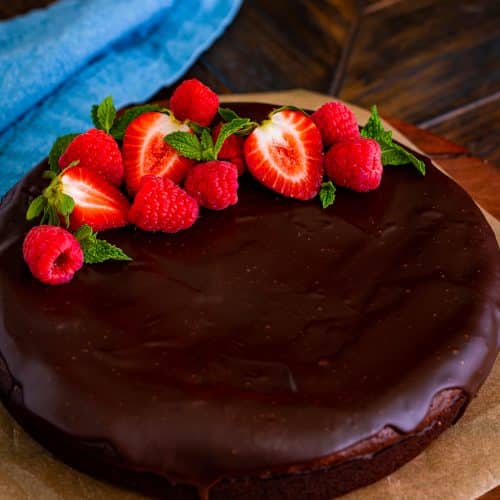 Best Flourless Chocolate Cake - Del's cooking twist
