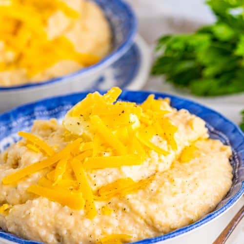 https://thissillygirlskitchen.com/wp-content/uploads/2023/10/Cheese-Grits-9-500x500.jpg