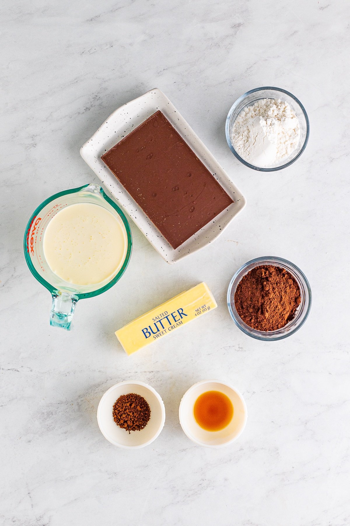 ingredients needed for easy chocolate mousse
