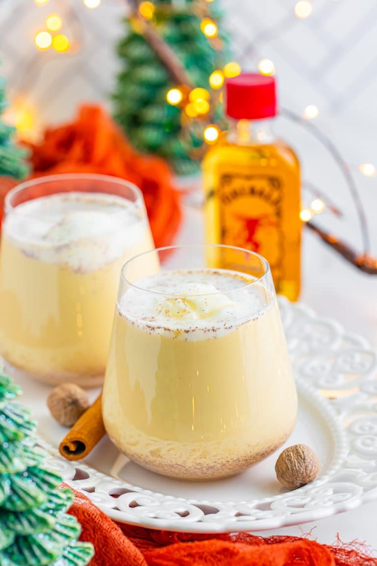 Eggnog Christmas Punch Recipe (Easy Holiday Punch)