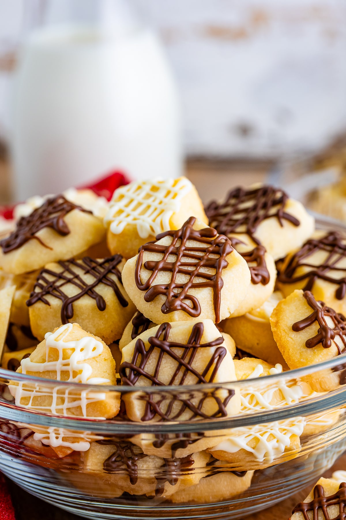 chocolate drizzled christmas shortbread in a serving bowl