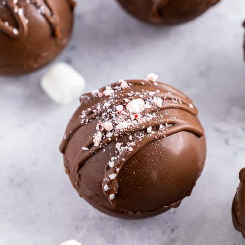 Easy Hot Cocoa Bombs Recipe (Peppermint Chocolate) - This Silly