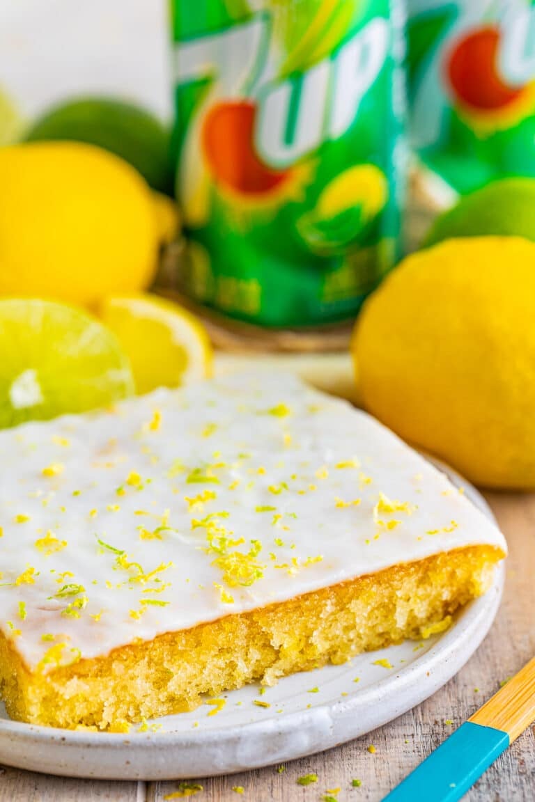 Easy 7Up Cake