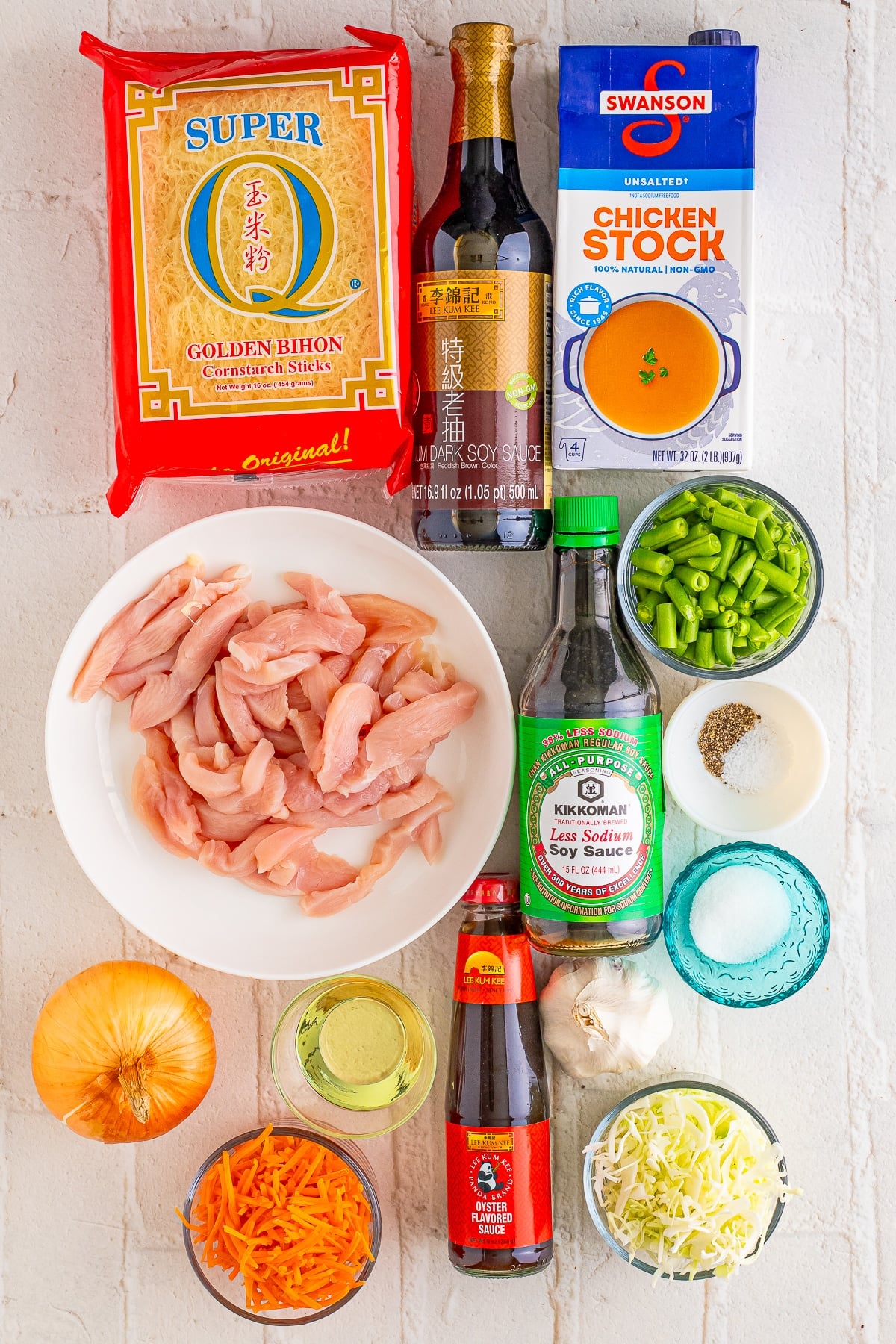 ingredients needed to make Pancit