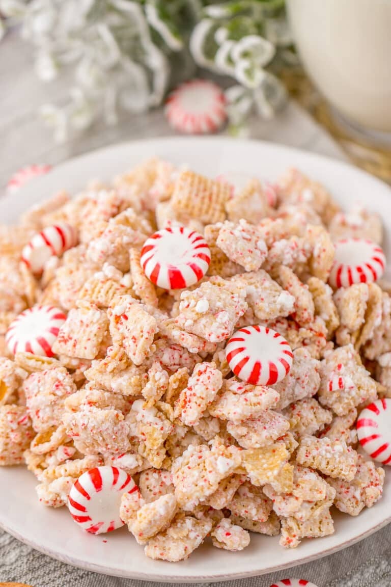 Peppermint White Chocolate Chex Mix Recipe