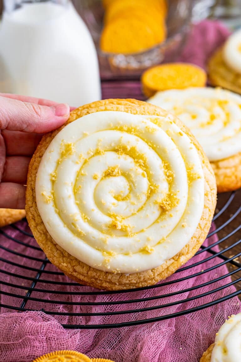 Copycat Crumbl Golden Oreo Cookies Recipe