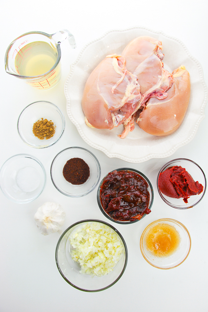 ingredients needed to make Crockpot Pulled Chicken Tacos