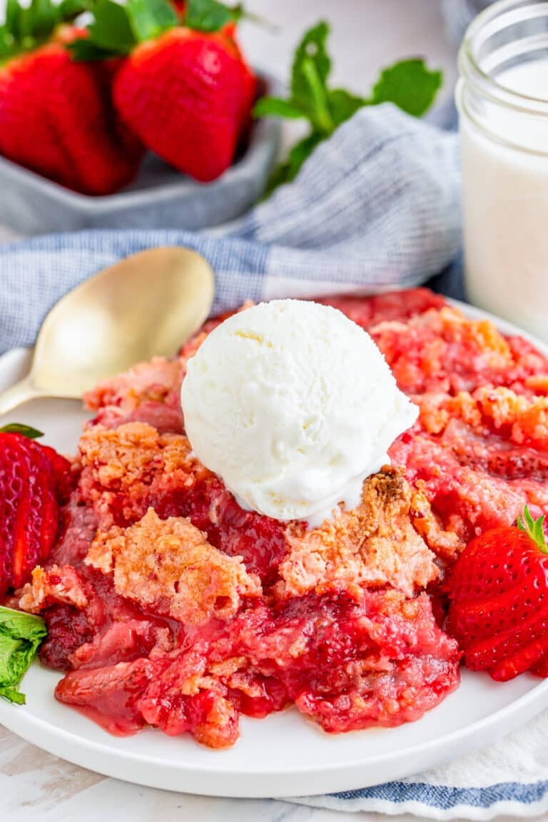 Fresh Strawberry Dump Cake Recipe