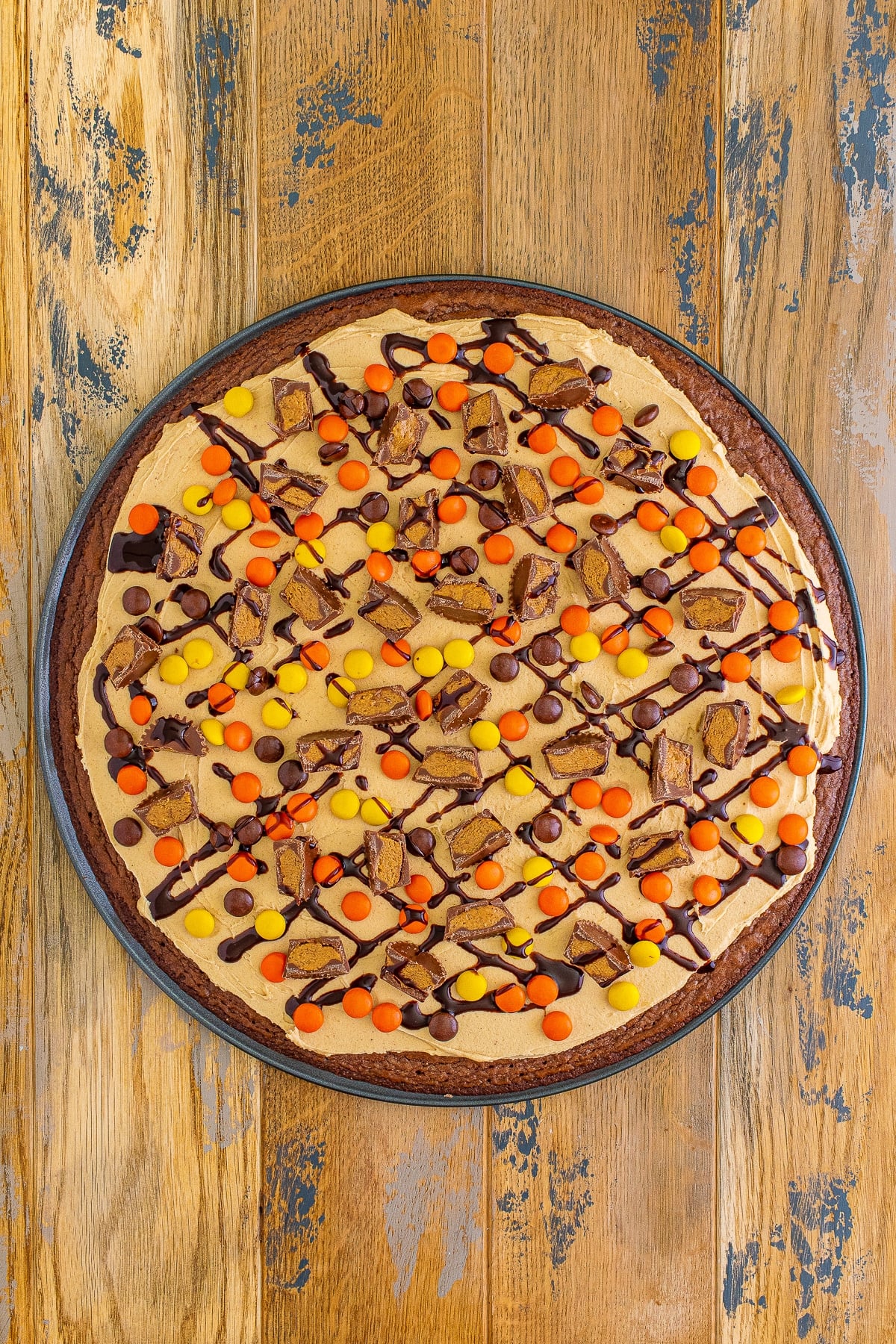 overhead image of finished Dessert Pizza