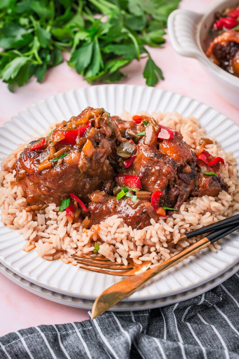 Southern Style Braised Oxtails Recipe