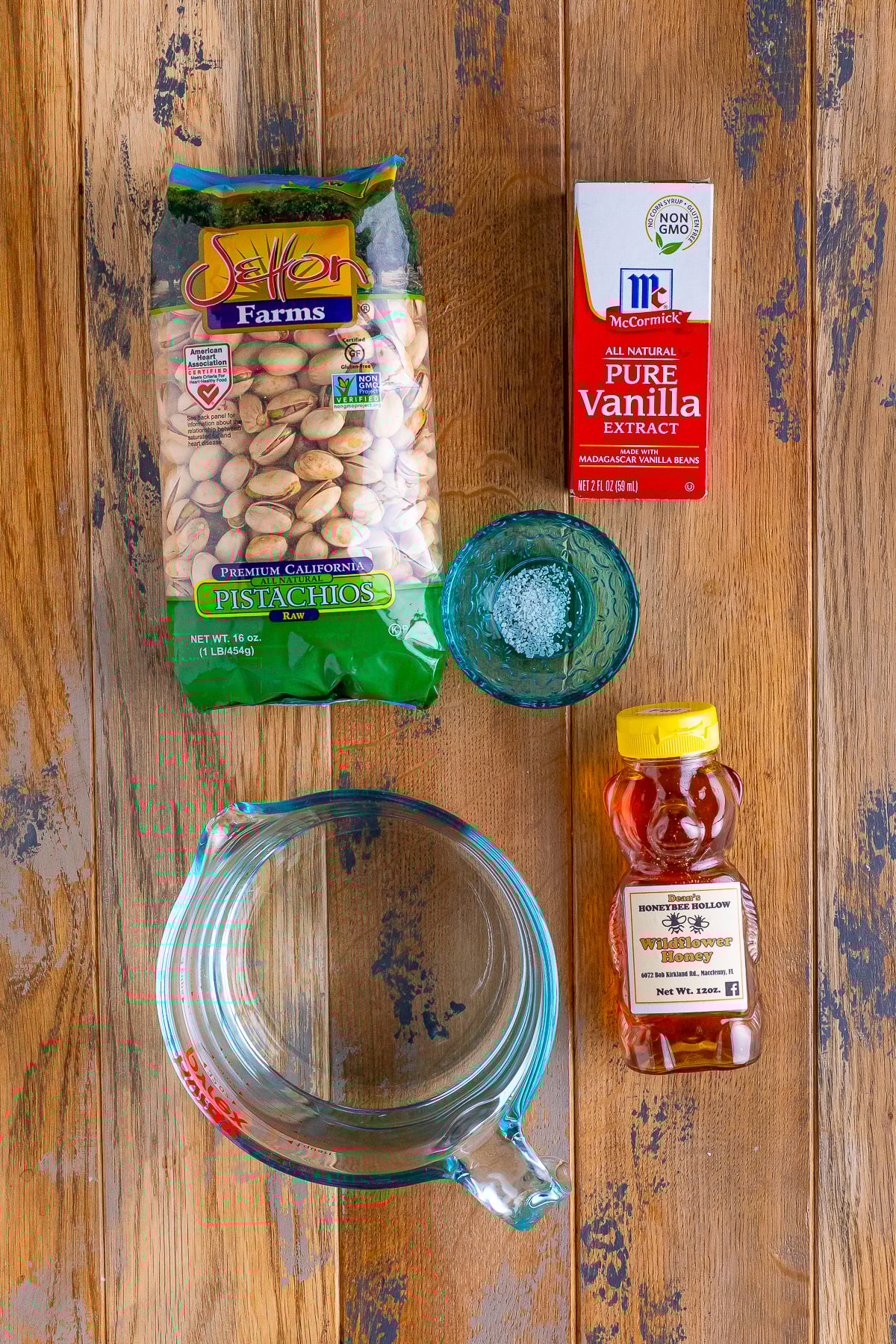 ingredients needed to make Pistachio Spread