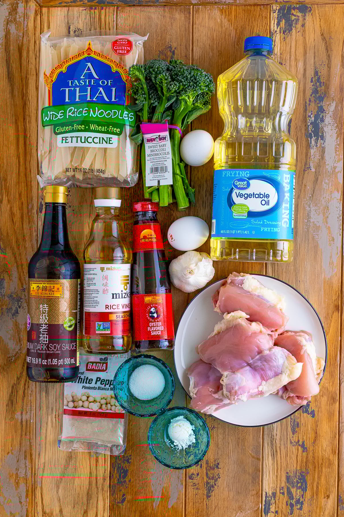 ingredients needed to make Thai Pad See Ew
