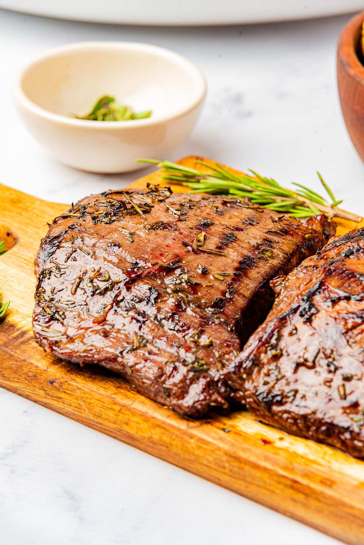 finished steak that has been in Flank Steak Marinade