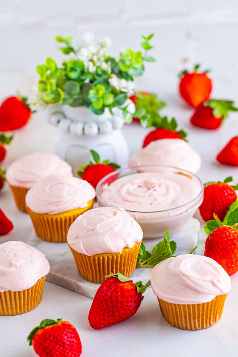 Fresh Strawberry Cream Cheese Frosting