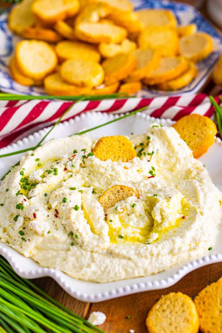 Creamy Whipped Feta Cheese Dip