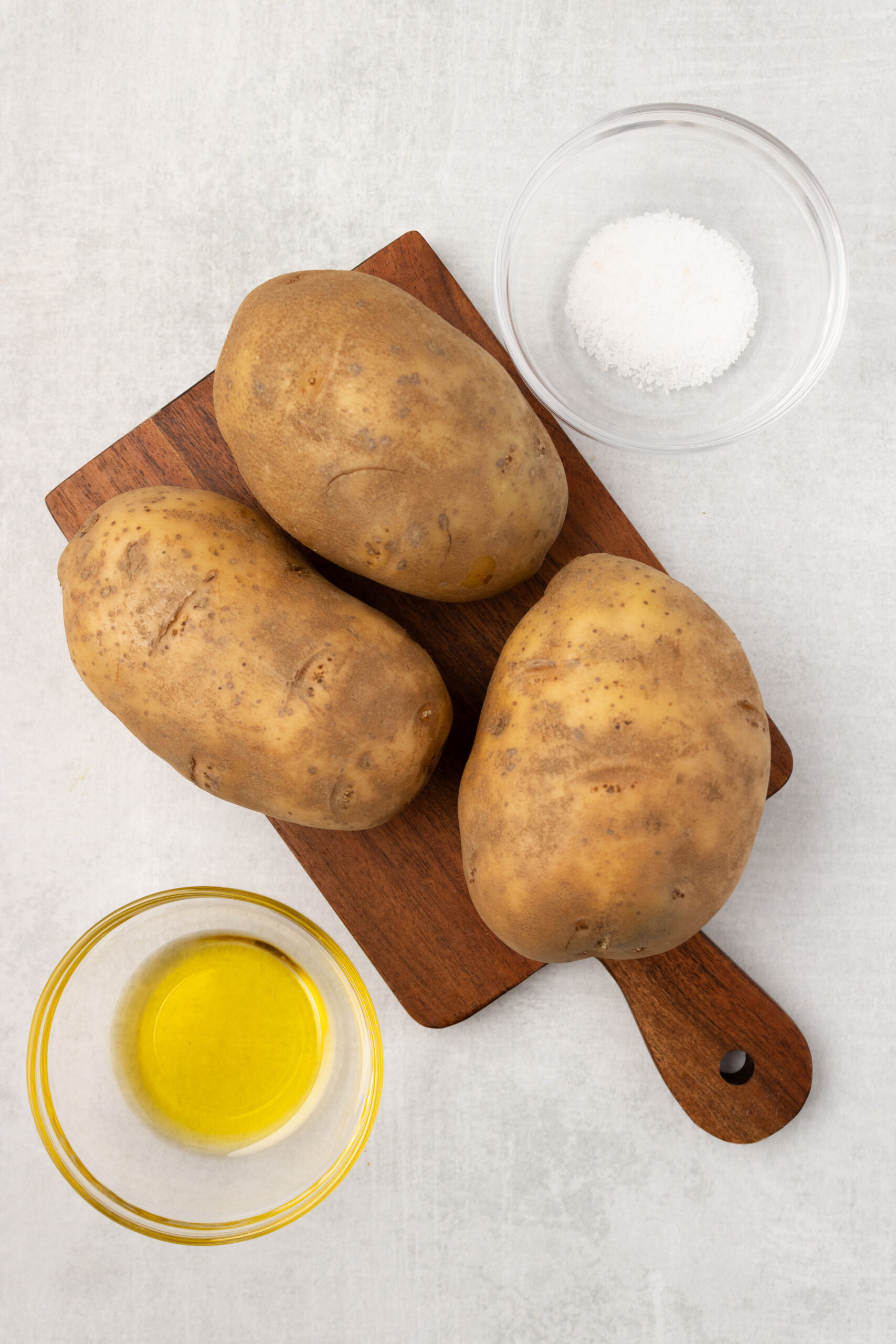 Ingredients

russet potatoes

olive oil

kosher salt