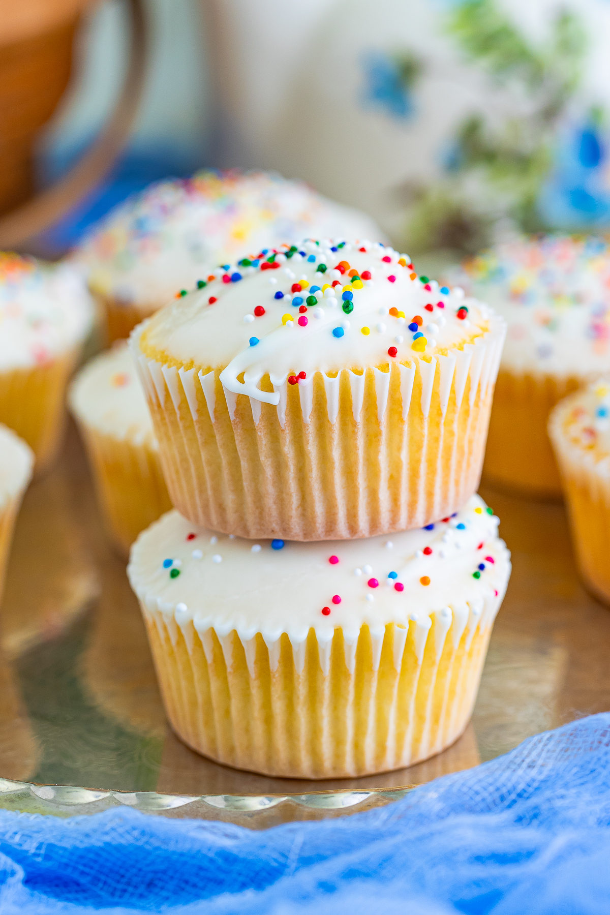 These tiny butter cakes, also called Queen Cakes, were the star of every school bake sale and every grand-motherly tea party back home.