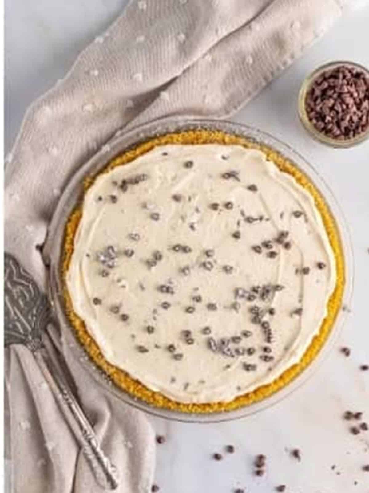 Finished cannoli pie topped with mini chocolate chips.
